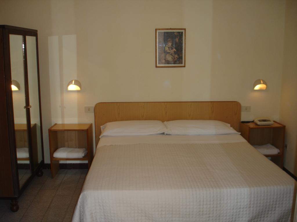 Hotel La Rusticana Giardini Naxos Exterior photo