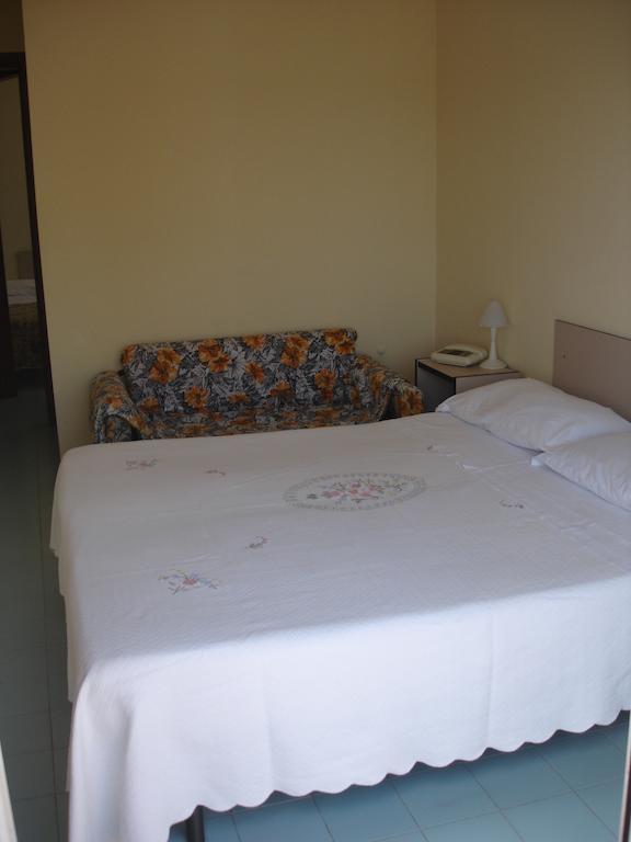 Hotel La Rusticana Giardini Naxos Room photo